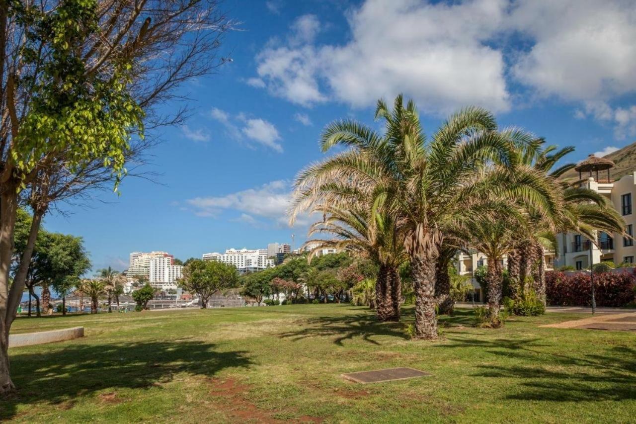 Sunshine Apartment Lido Funchal Extérieur photo